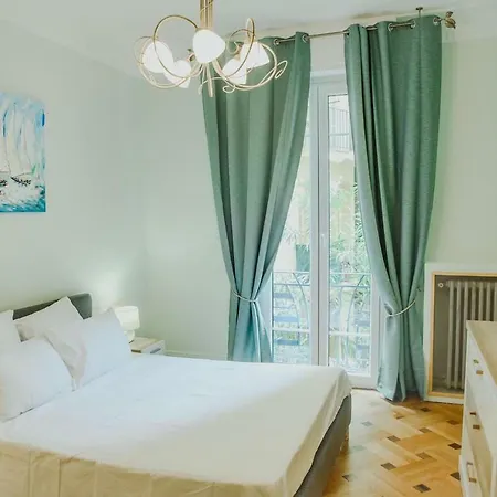 Azurappart 2-room Super Centre *